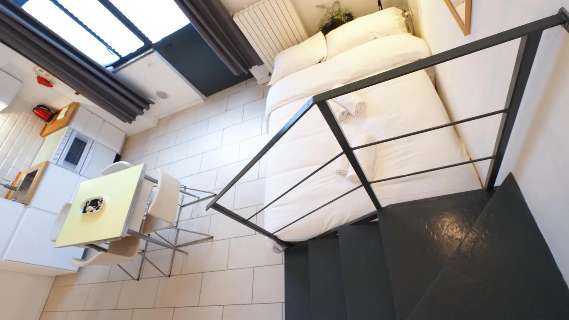 Appartamento PrimoPiano - Acerenza Flat Milano