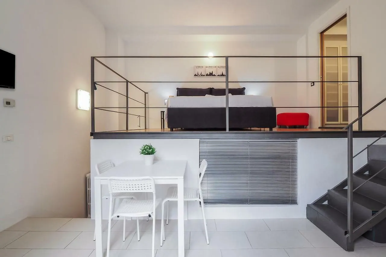 Appartamento PrimoPiano - Acerenza Flat Milano 0*,