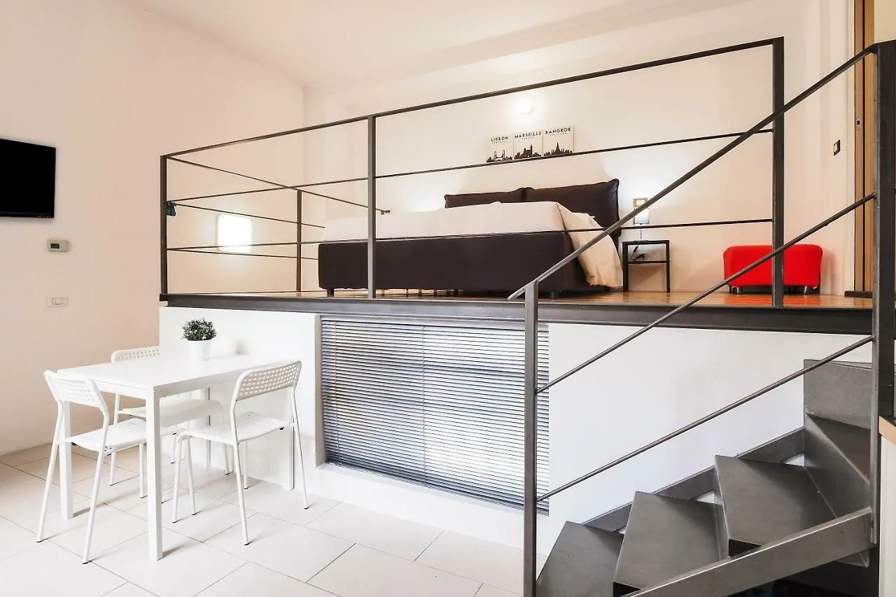 Appartamento PrimoPiano - Acerenza Flat Milano Italia