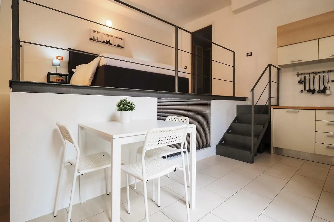 Appartamento PrimoPiano - Acerenza Flat Milano